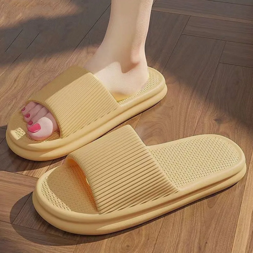 Модные толстые тапочки на платформе, пляжная обувь на мягкой подошве, нескользящие шлепанцы для пары, сандалии-шлепанцы, простая домашняя обувь унисекс