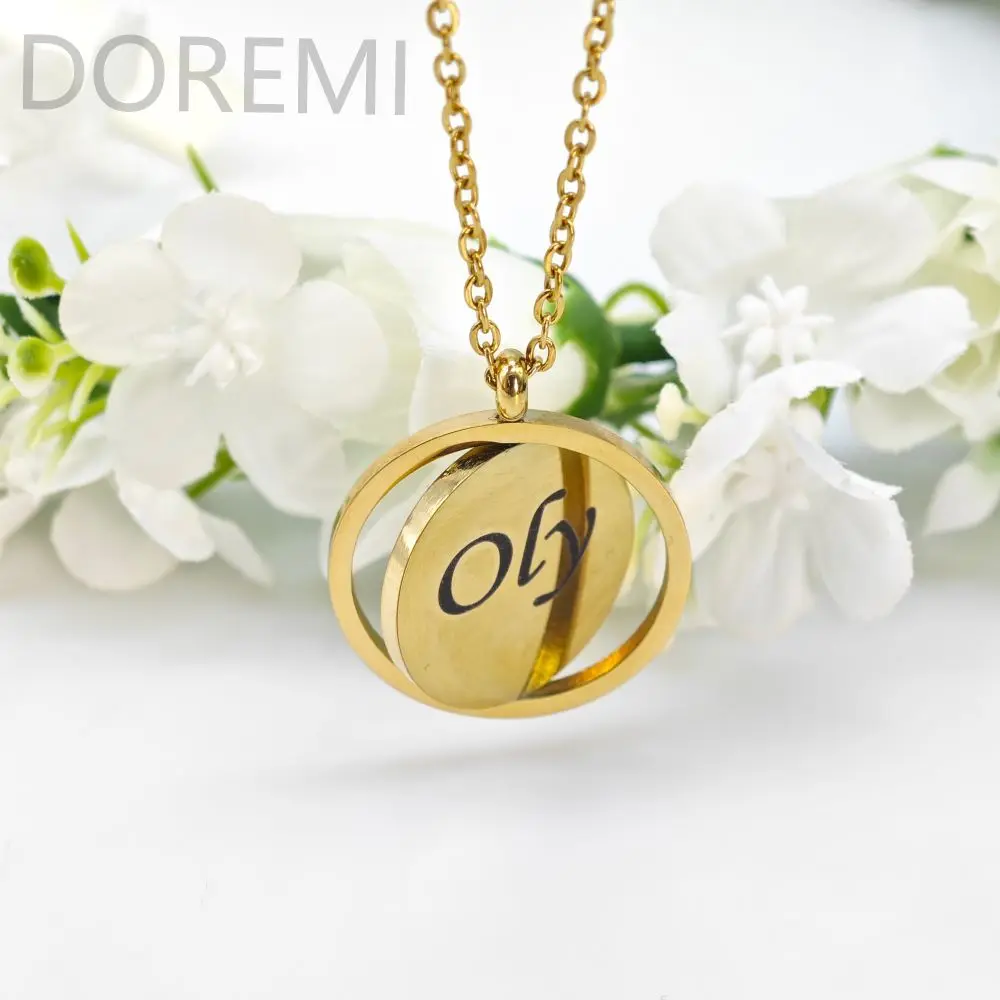 

DOREMI Gold Name Pendant Necklace Personalised Spinner Name Necklace Engraved Disc Name Necklace For Woman