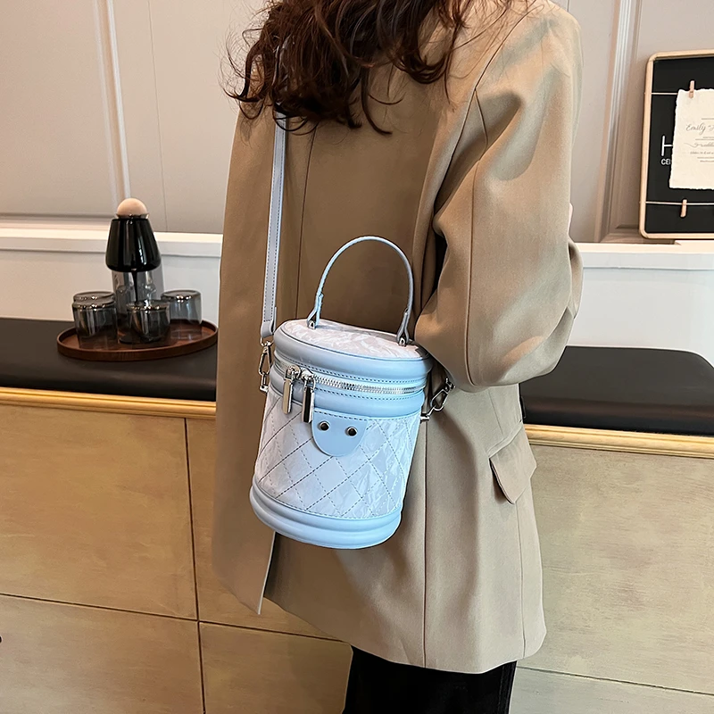 Sac à main en cuir PU en forme de tonneau pour femme, petit sac à main, sac à bandoulière de luxe, poignée courte, mode initiée, E27