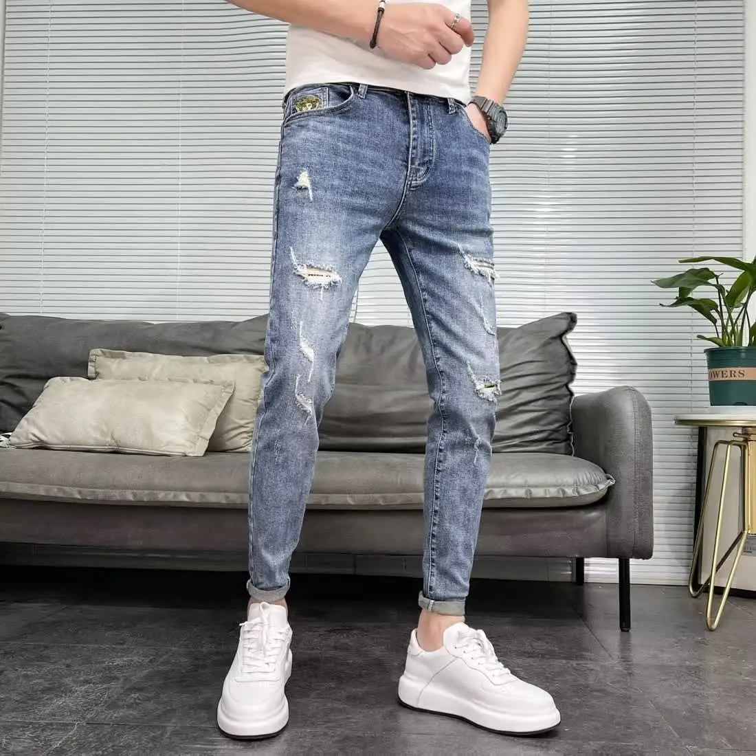 Men\'s Luxury New Casual Spring Autumn Embroidered Jeans for Men with Personality Patch Print Ripped Hole Korean Style Slim Pants