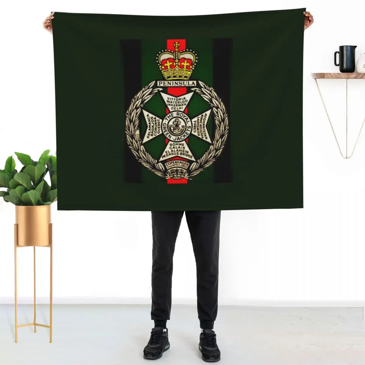 Royal Green Jackets Cap Badge Throw Blanket Decoratives Thins Picnic Soft Beds christmas gifts Personalized Gift Blankets