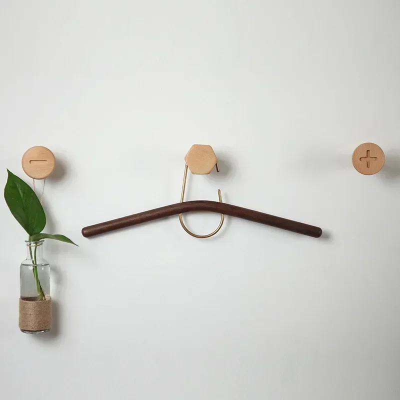 

Creative Wooden Wall Hanging Clothes Hooks, Solid Wood Clothes and Hats, Single Hook, Wardrobe