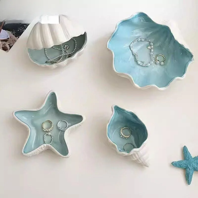 

Ocean-Themed Ceramic Jewelry Storage Box Starfish Conch Design Desktop Decoration Jewelry Organizer by Jinluohe