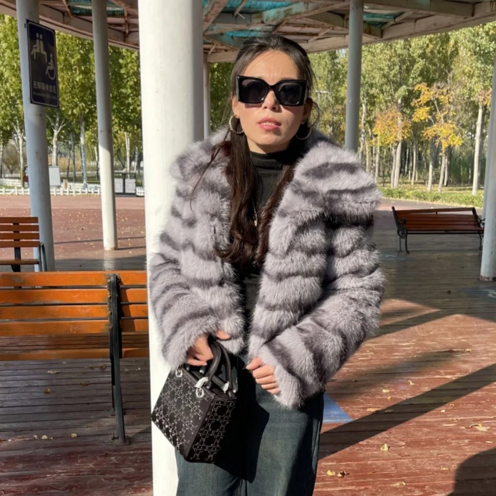 Winter Eco Fur Coat Fashion Girls Oversized Gradient Fur Coat Women Thick Warm Outerwear Fluffy Faux Fox Fur Jacket