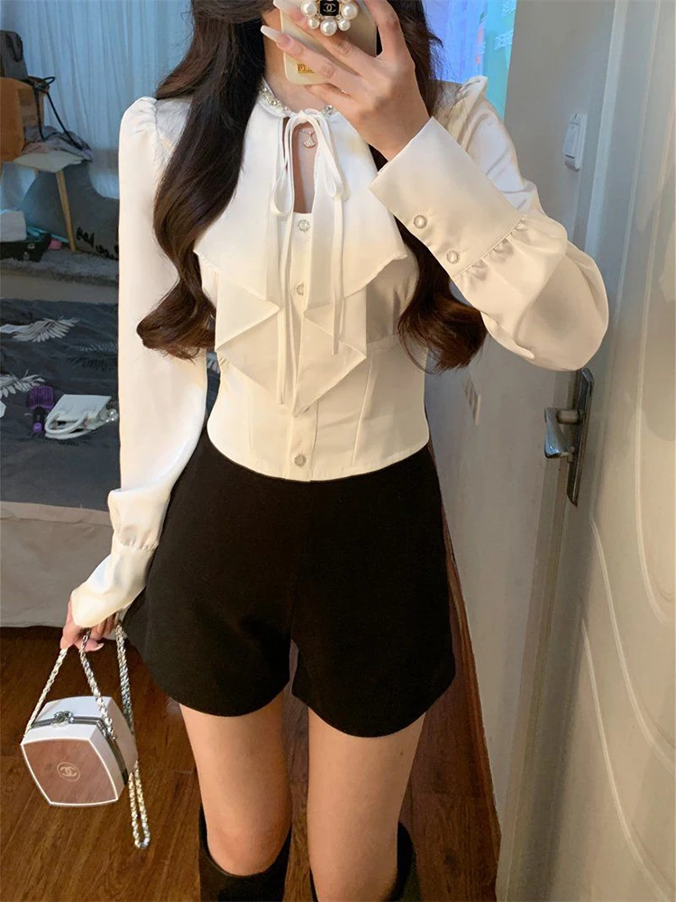 

«Атласная рубашка, шорты с высокой талией, элегантный и повседневный стиль, элитный модный небольшой ароматный стильный комплект из двух предметов для женщин»