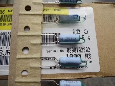 Vertical resistors 2W 0.22R 0.22Ω 0.22hm