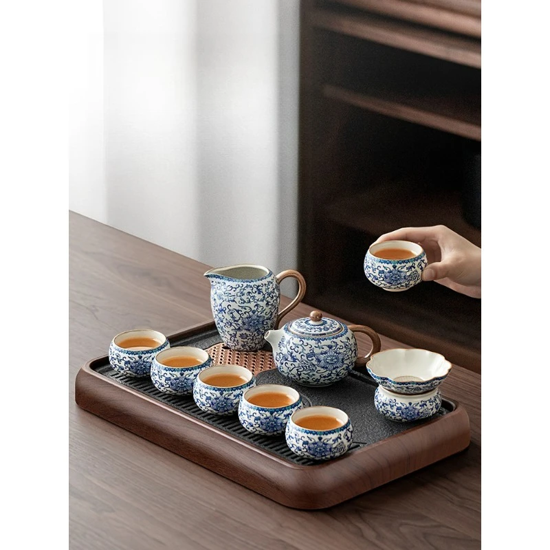 

Blue and white porcelain Ru kiln tea set, new tea-making special household small tea table, a complete set of light luxury
