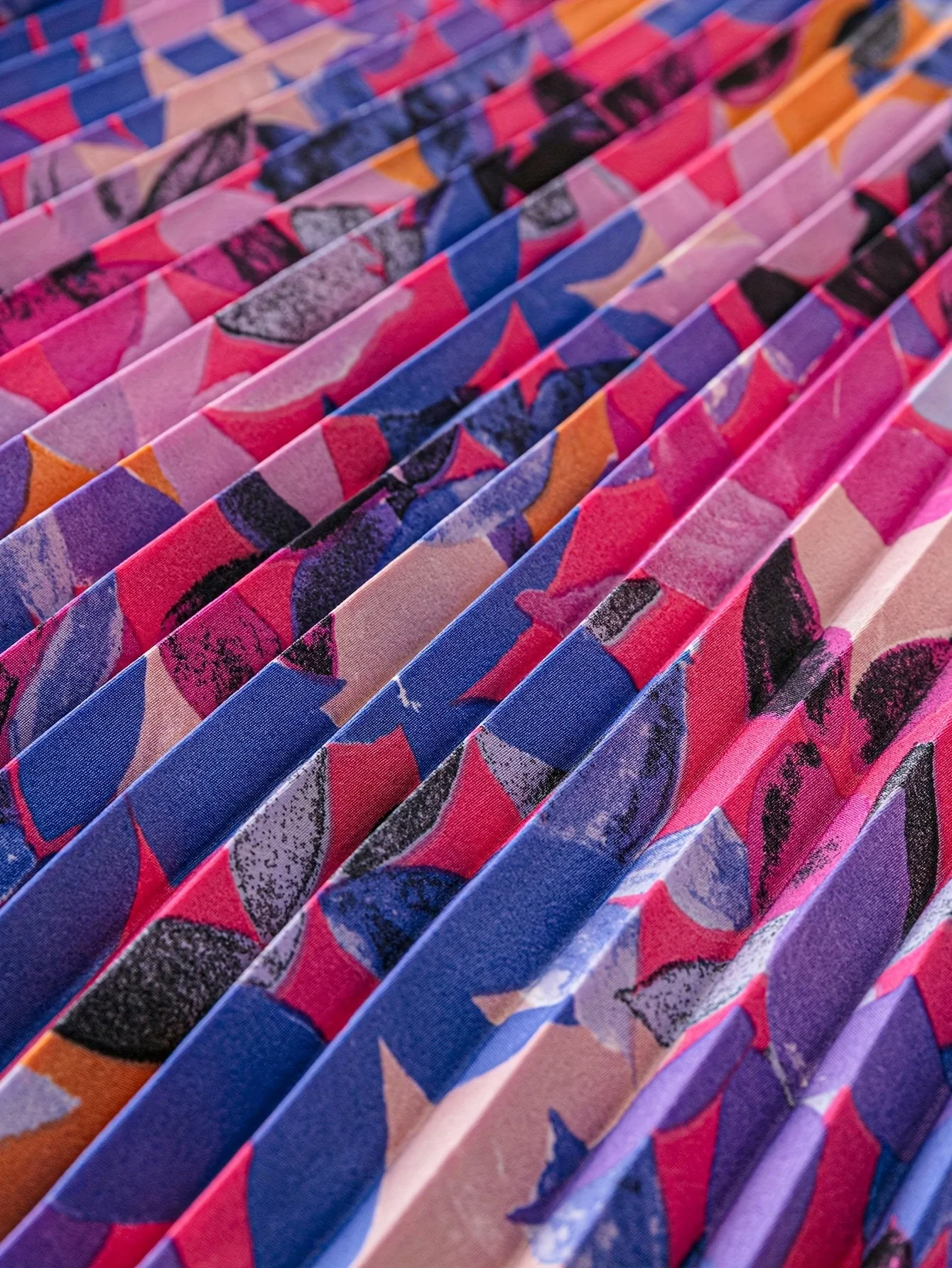 Elegant women's geometric edge skirt