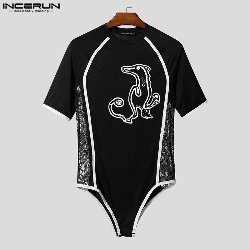 INCERUN الرجال داخلية الدانتيل المرقعة الطباعة قصيرة الأكمام Playsuits الرجال السروال القصير الشارع الشهير مثير انظر من خلال موضة ارتداءها