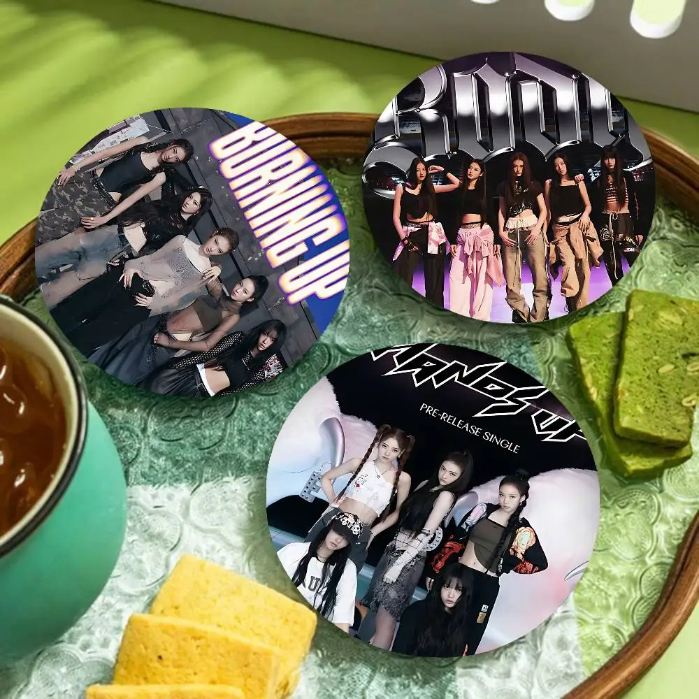 Korean girl group M-MEOVV-V singer Vintage Wooden Designs for Coffee & Tea, Washable Art Pieces for Cozy Home Cafe