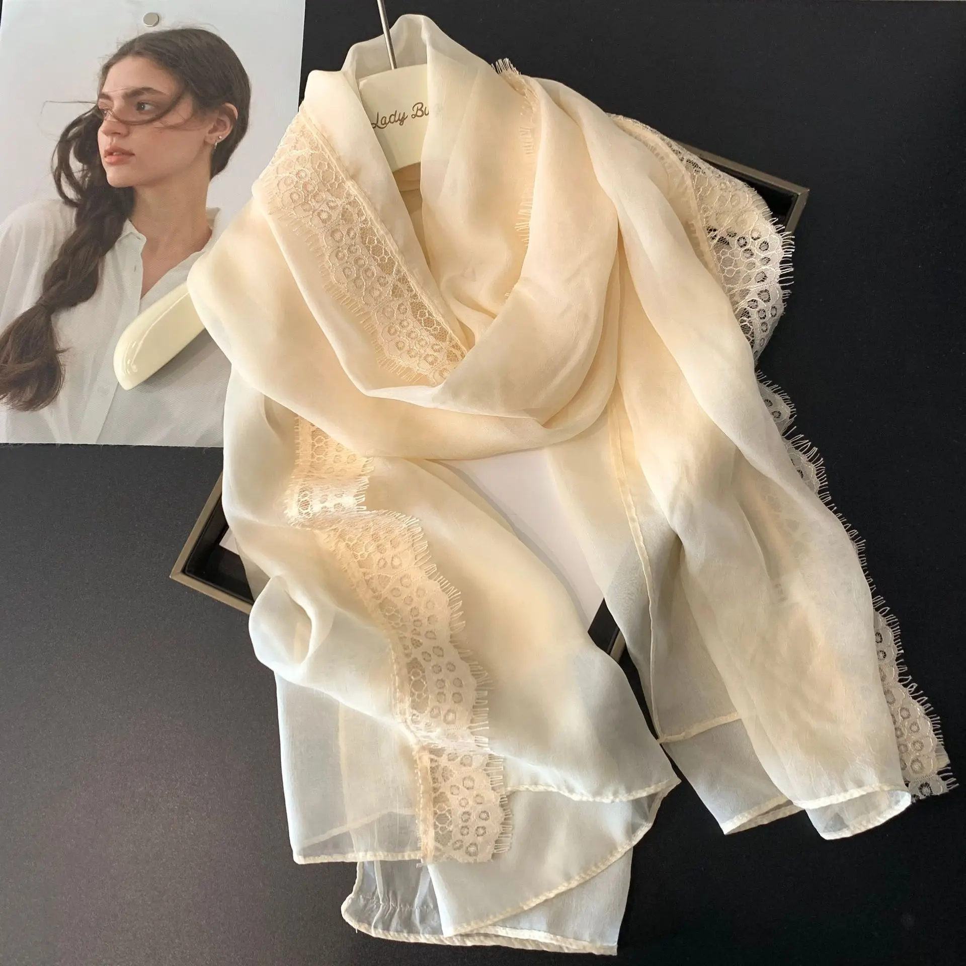 

Women Solid Color Lace Splicing Scarf Elegant Fashion All-match Thin Scarf Shawl Spring Autumn Literary Outerwear