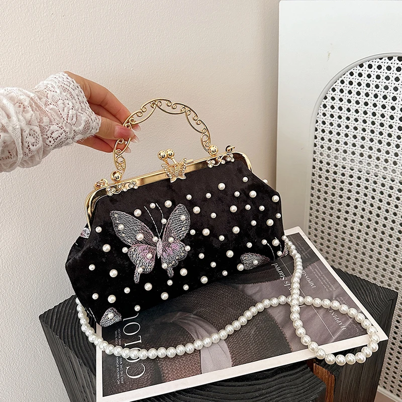 

Artificial Pearl Inlaid Shoulder Bag Metal Chain Messenger Bag Lady Banquet Shell Bag Fashion Butterfly Designer Evening Handbag