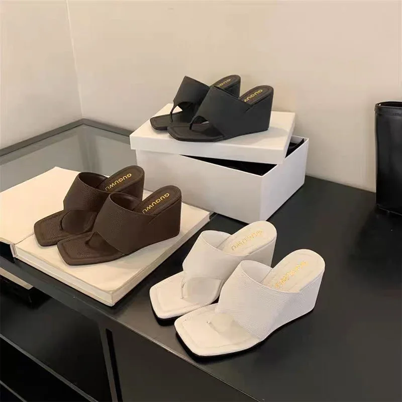 Spring New Women's Fashion Slope Heel Open Toe Flip Flops Comfortable Slip on Elegant Slippers Concise Sandals