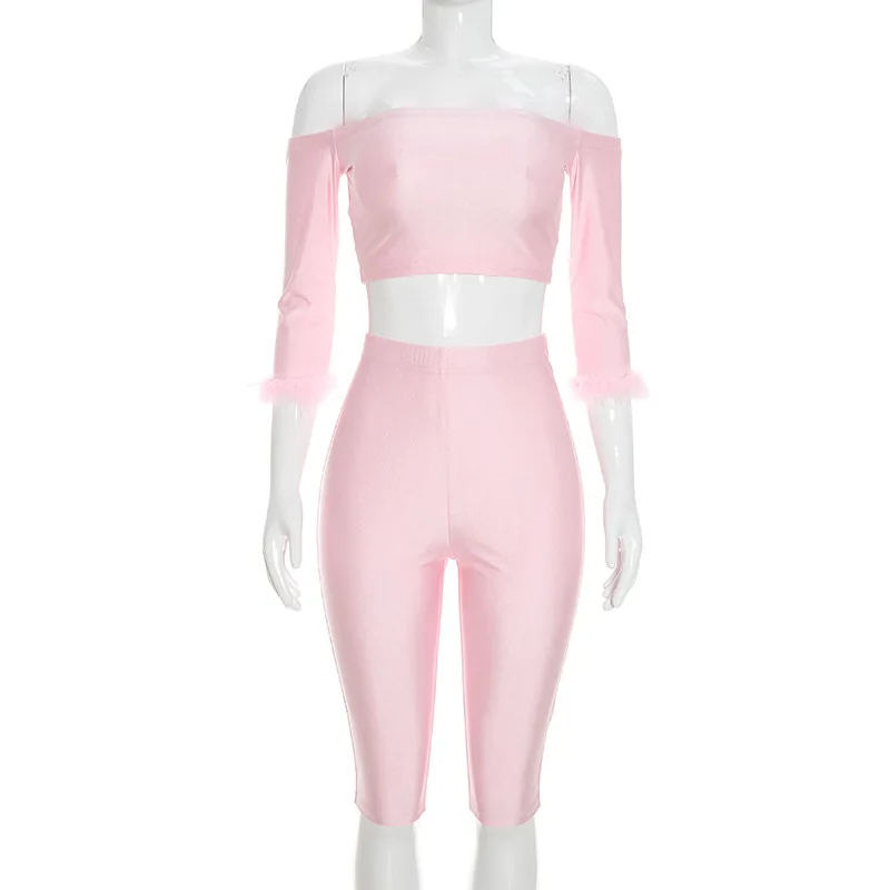 Damen Off-Shoulder Fuzzy Cuff 2-Teiliges Outfit Langarm Crop Top Hochgeschnittene Knielange Biker-Shorts Set Clubwear Passender Anzug – Detail 9