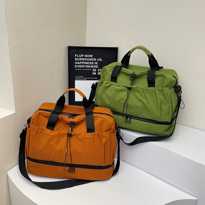 borsa-da-viaggio-espandibile-per-donna-ideale-per-brevi-viaggi-con-scomparto-separato-per-indumenti-asciutti-e-bagnati