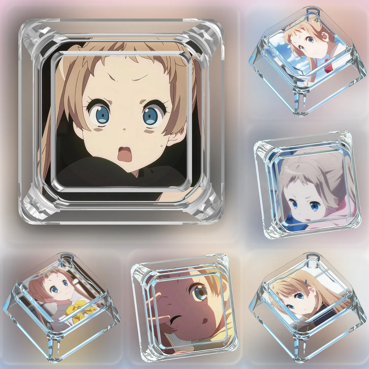 16 نماذج آلهة قصة Dekomori Sanae لوحة المفاتيح الميكانيكية Keycap شفافة نقل الضوء الميكانيكية أغطية المفاتيح دمى هدايا