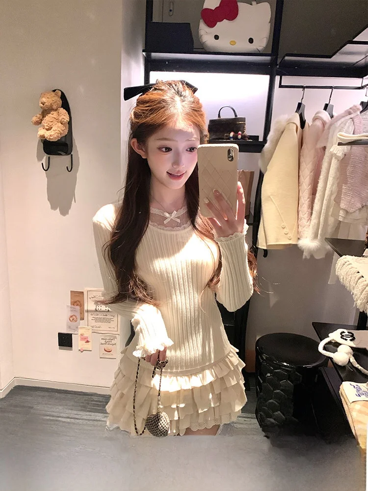

Acaine Lace Long Sleeve Knitted Sweater Women's Winter Inner Wear Base Layer over Shirt Elegant Style Soft Fabric V-Neck Butt...