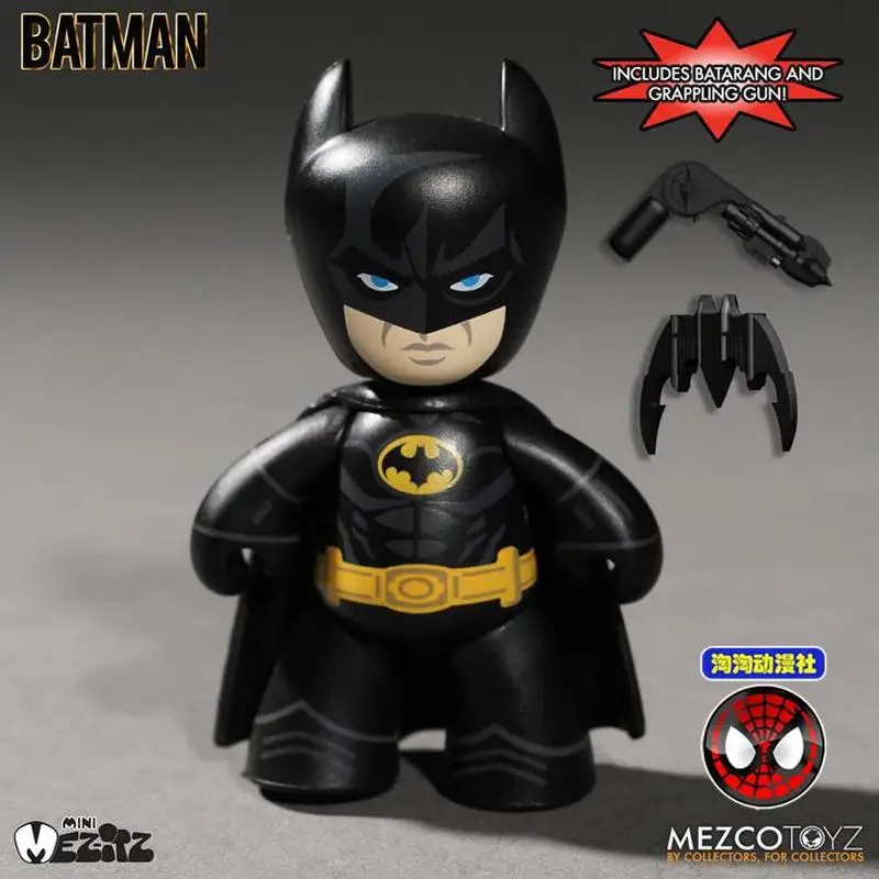 In stock  North American genuine Mezco Ant 2-inch Mini MEZ-ITZ Batman Batmobile set Action Figure Model Toys