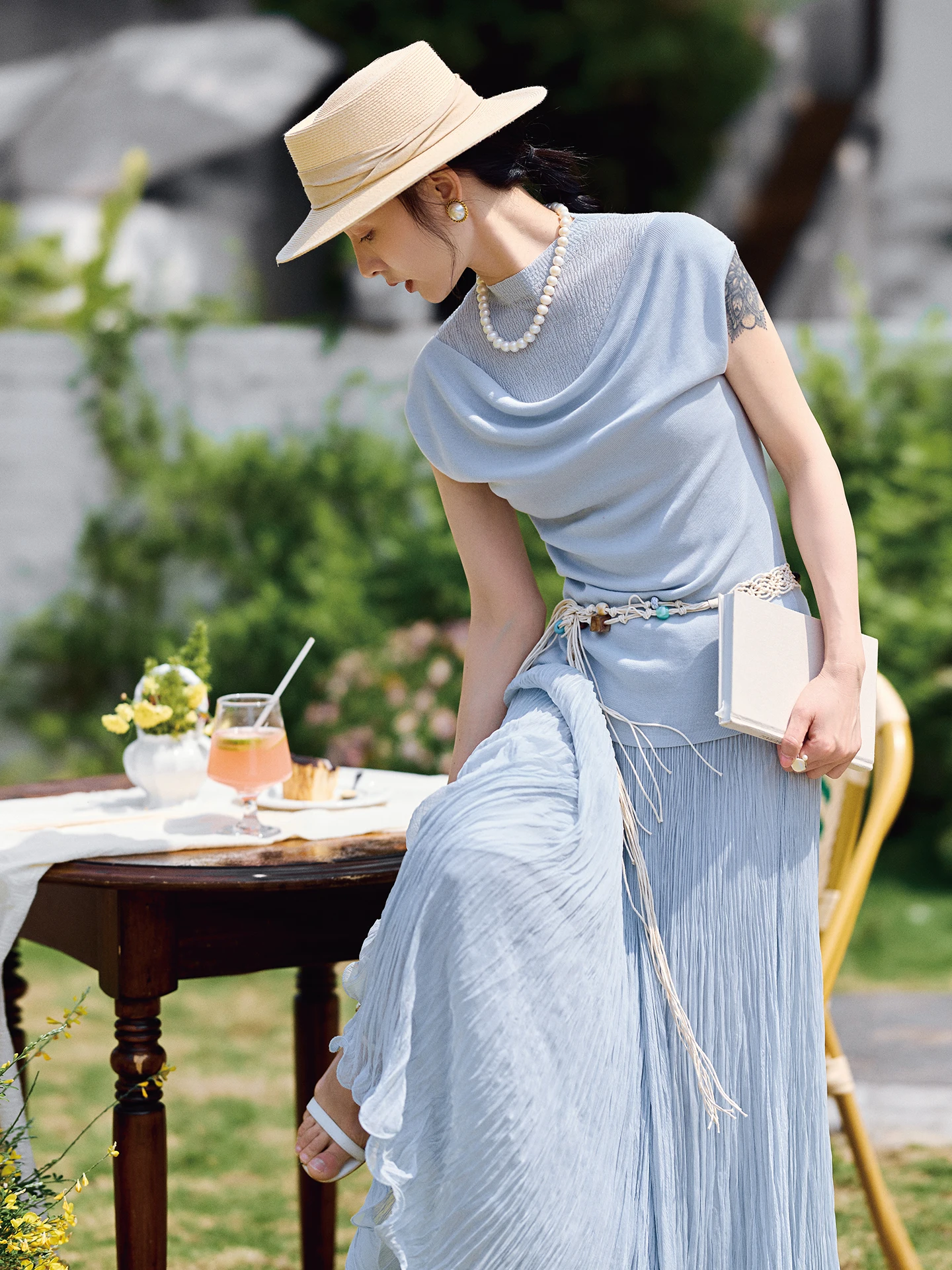 

Elegant Knitted Top Women's Half High Collar Splice Slim Short Sleeve T-Shirt Fashionable Base Layer Shirt Spring Summer New ...