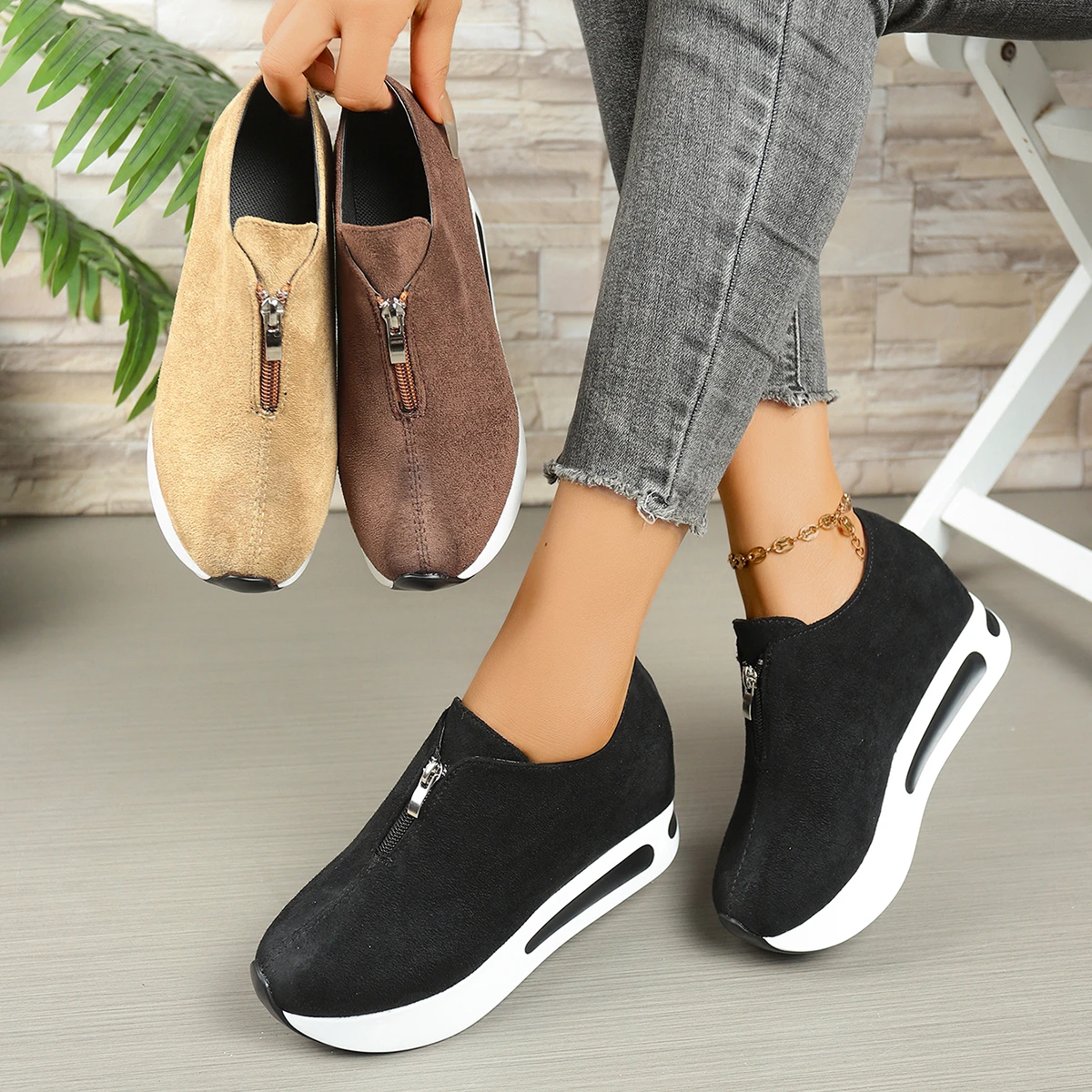 Damen-Sneaker mit Frontreißverschluss und verstecktem Keilabsatz, Wildleder-Plattform, höhenvergrößernde Freizeitschuhe, Damen-Slipper mit dicker Sohle zum Gehen. – Detail 1