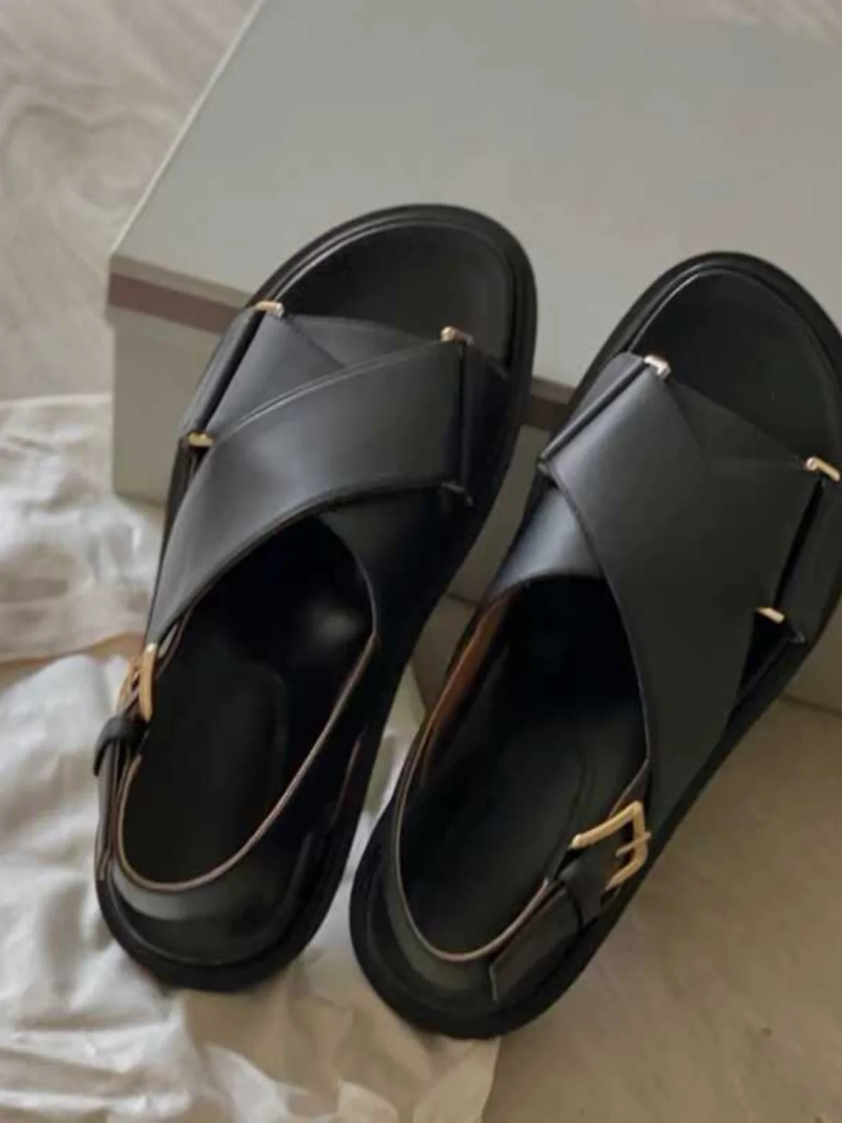 

Classic Thi Bot Leather Sandals Women's Summer Outdoor Wear with Skirts Fairy Sle Ladies Roman Slippers Open Toe