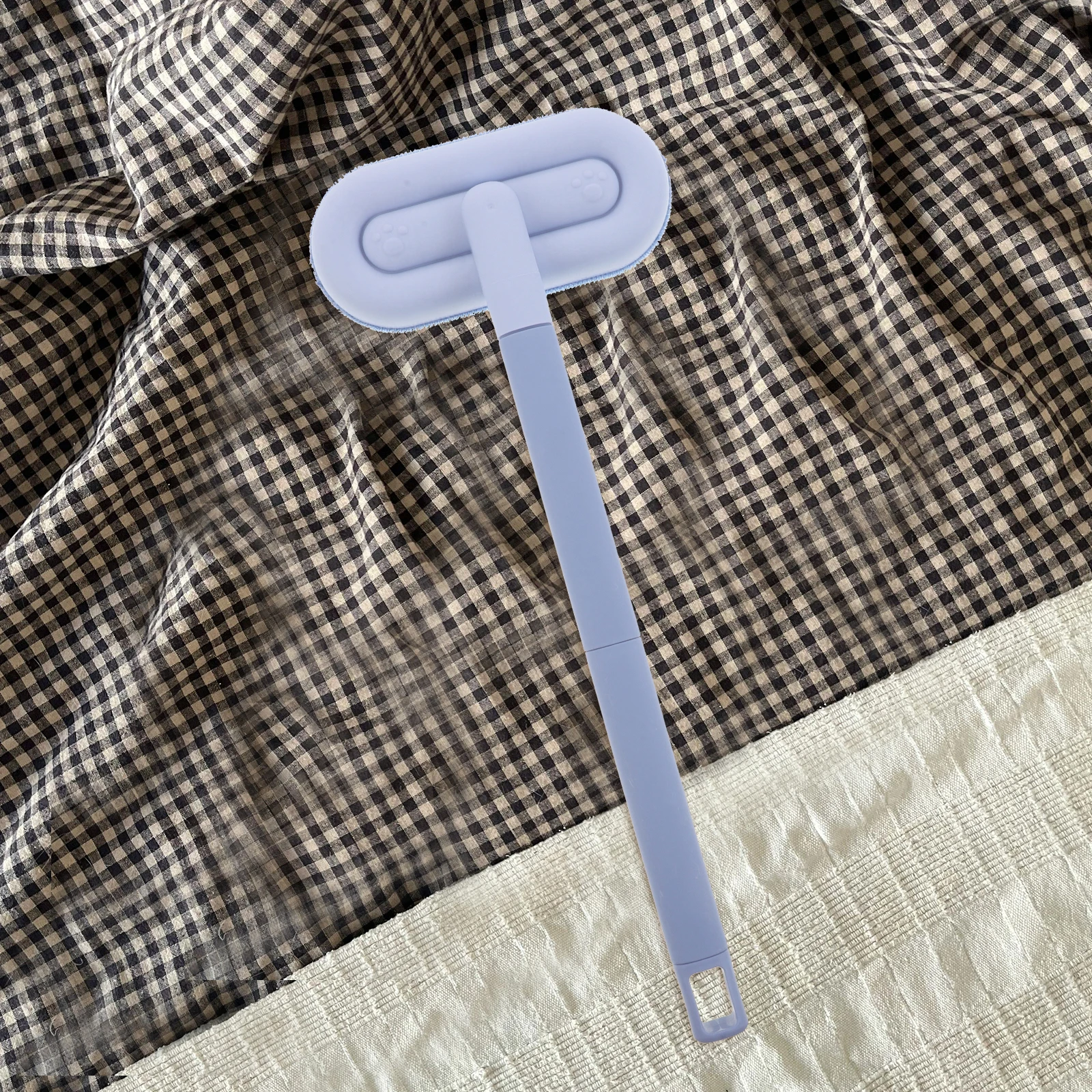 

Clean up The Artifact Static Hair Removal Brush Polyester Yarn Couch Dog Remover