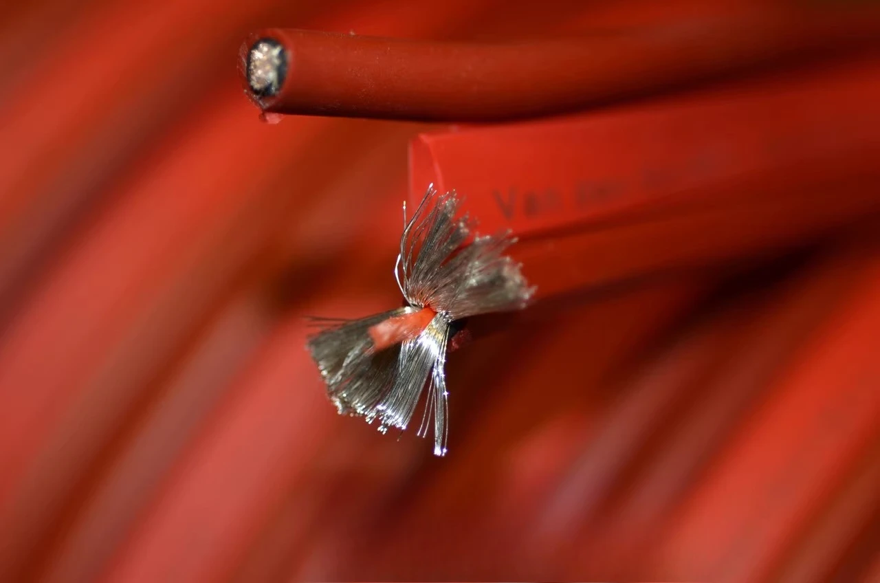 Original Dutch Cardinal second-generation family car horn cable, loose cable