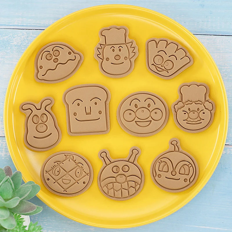 10Pcs Cookie Cutter Mold Confectionery Run Kingdom Desserts Cutting Stamps