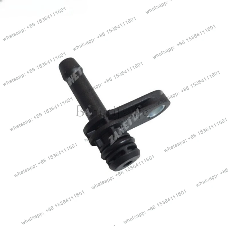 Suitable for auto parts 19/sharp, water pipe connector GN1G-8A504-AA
