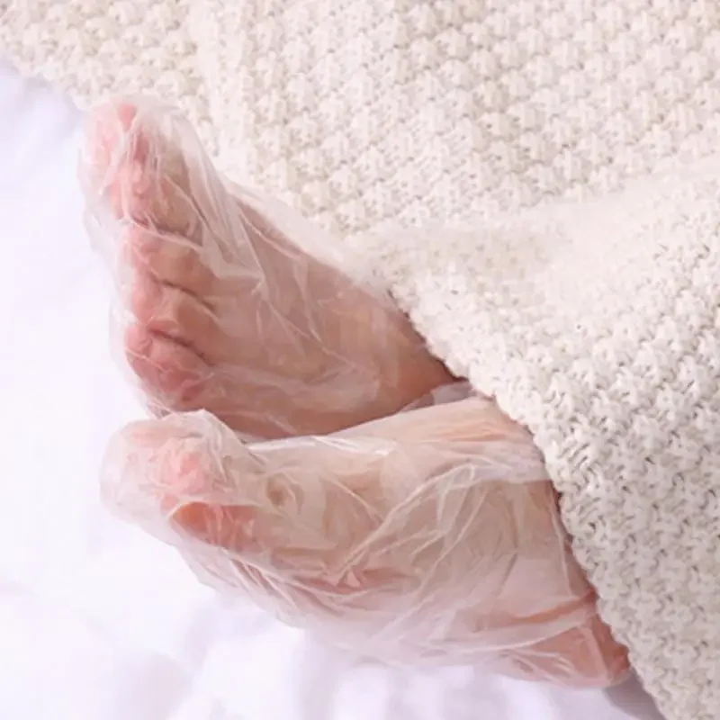 100/200Pcs Disposable Foot Moisturizing Socks Transprent Foot Bags PE Foot SPA Covers Callus Remover Feet Care Pedicure Tools view 5