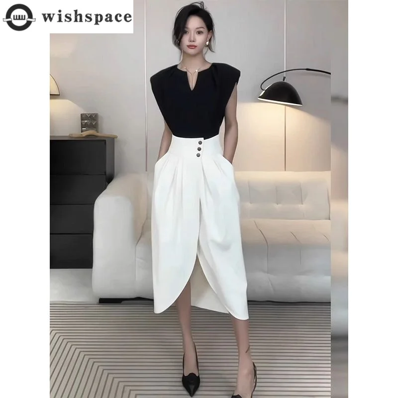 

French Sleeveless Black Slimming Top, Irregular Slit Flower Bud Half Skirt, Elegant Women's Two-piece Set