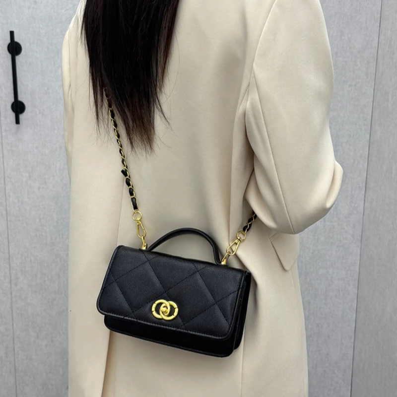 

Popular Elegant Leather Women's Crossbody Bag Classic Design By Famous Designer For Ladies Handbags