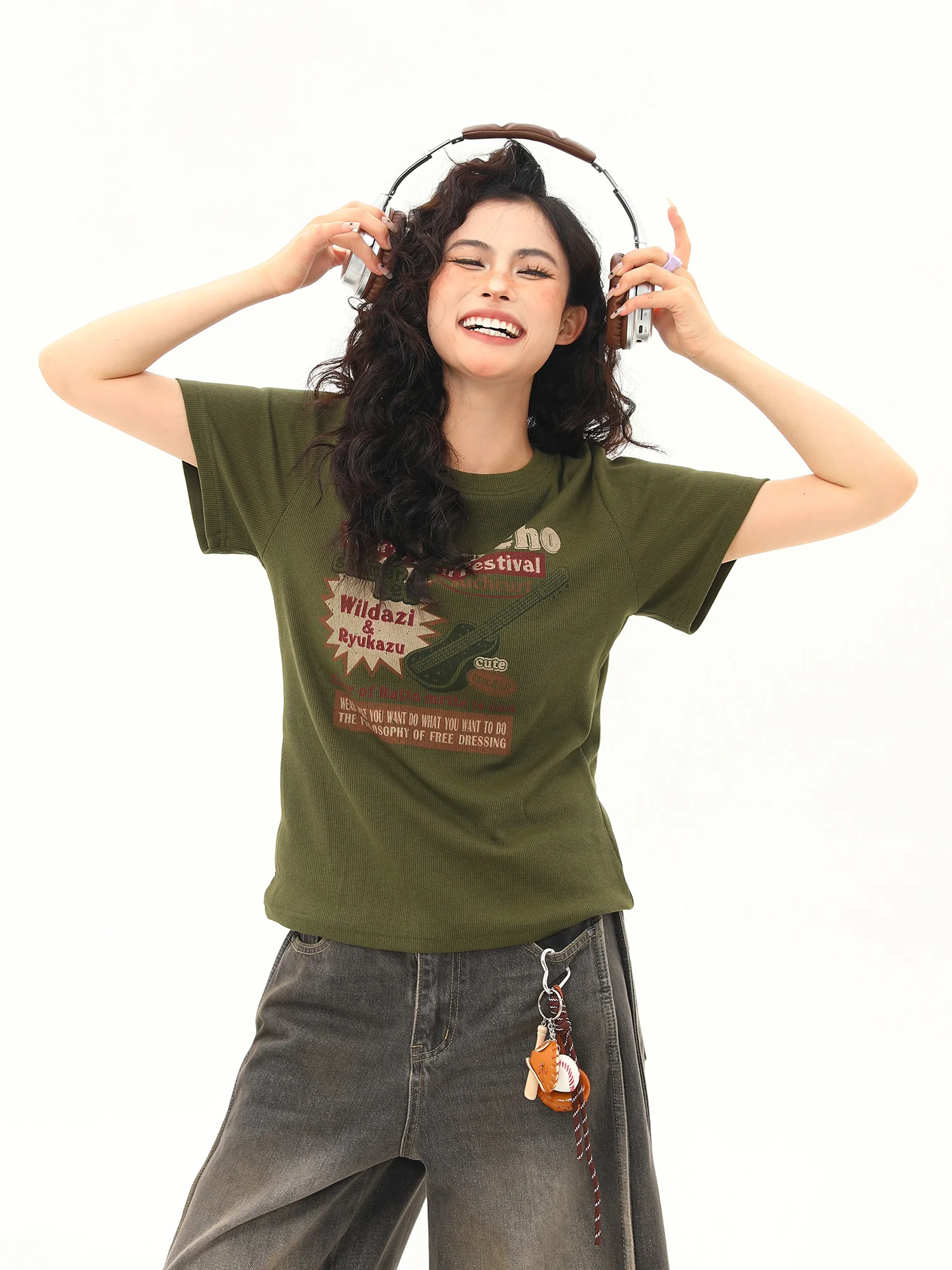 

Женская футболка в американском ретро-стиле из ткани с оригинальной текстурой, свободного кроя, с коротким рукавом, утягивающая, с круглым вырезом, для повседневной носки