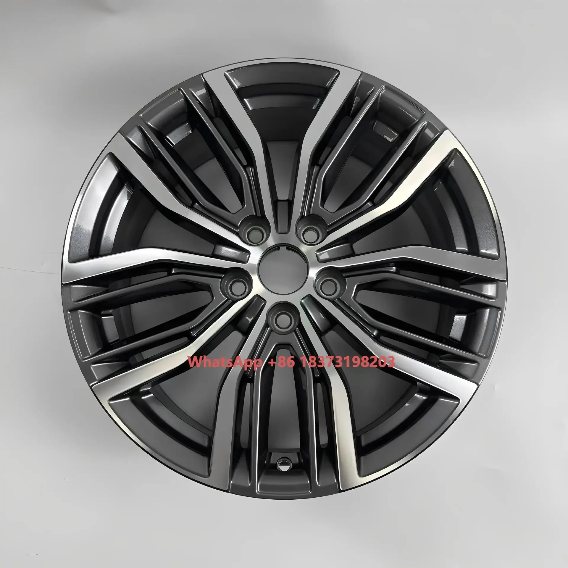 

Оригинальная кованая ступица колеса из алюминиевого сплава, новый состояние с уникальной конструкцией спиц для Geely