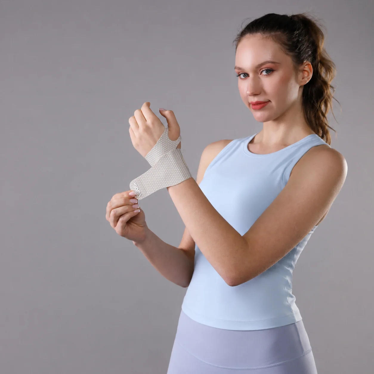 1-teilige leichte, laminierte, verstellbare Handgelenkbandage – Unisex-Unterstützung für Arbeit, Badminton und Fitnessstudio, Training für Damen und Herren – Detail 2