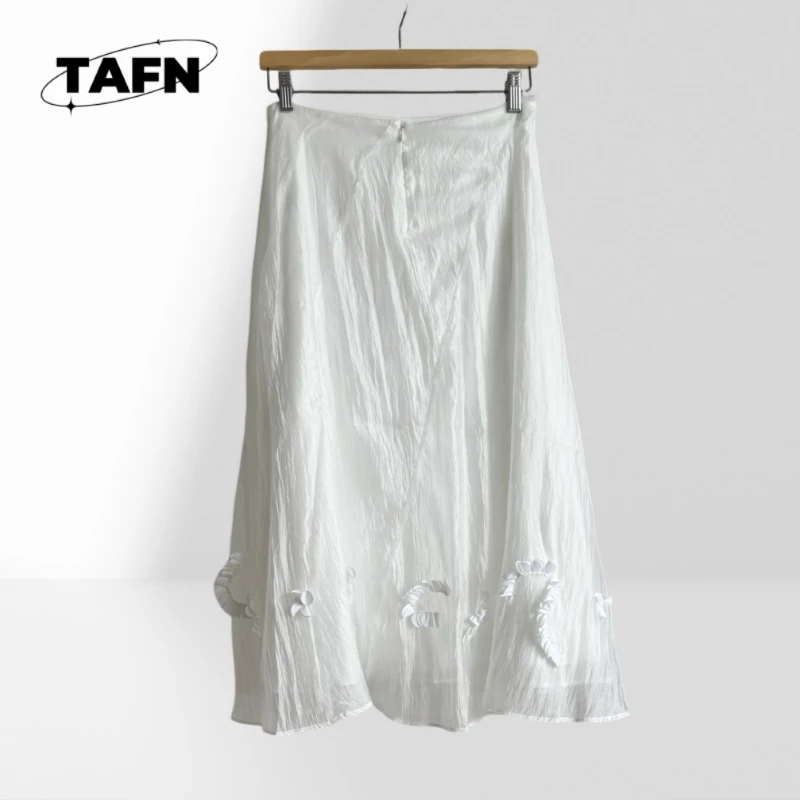 สวย เข้ากันอย่างลงตัว สง่างาม อินเทรนด์ และสะดวกสบาย กระโปรงดินสอสีดําอย่างพิถีพิถัน เพรียวบางและเป็นมืออาชีพสําหรับสํานักงาน AF2032