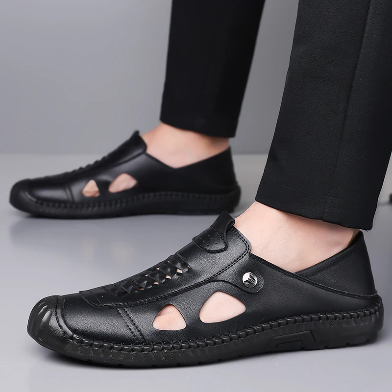 

Men's Loafers High-quality Handmade Soles Soft Soles Outdoor Sandals Summer Breathable Holes Versatile Men's Leather Work Shoes