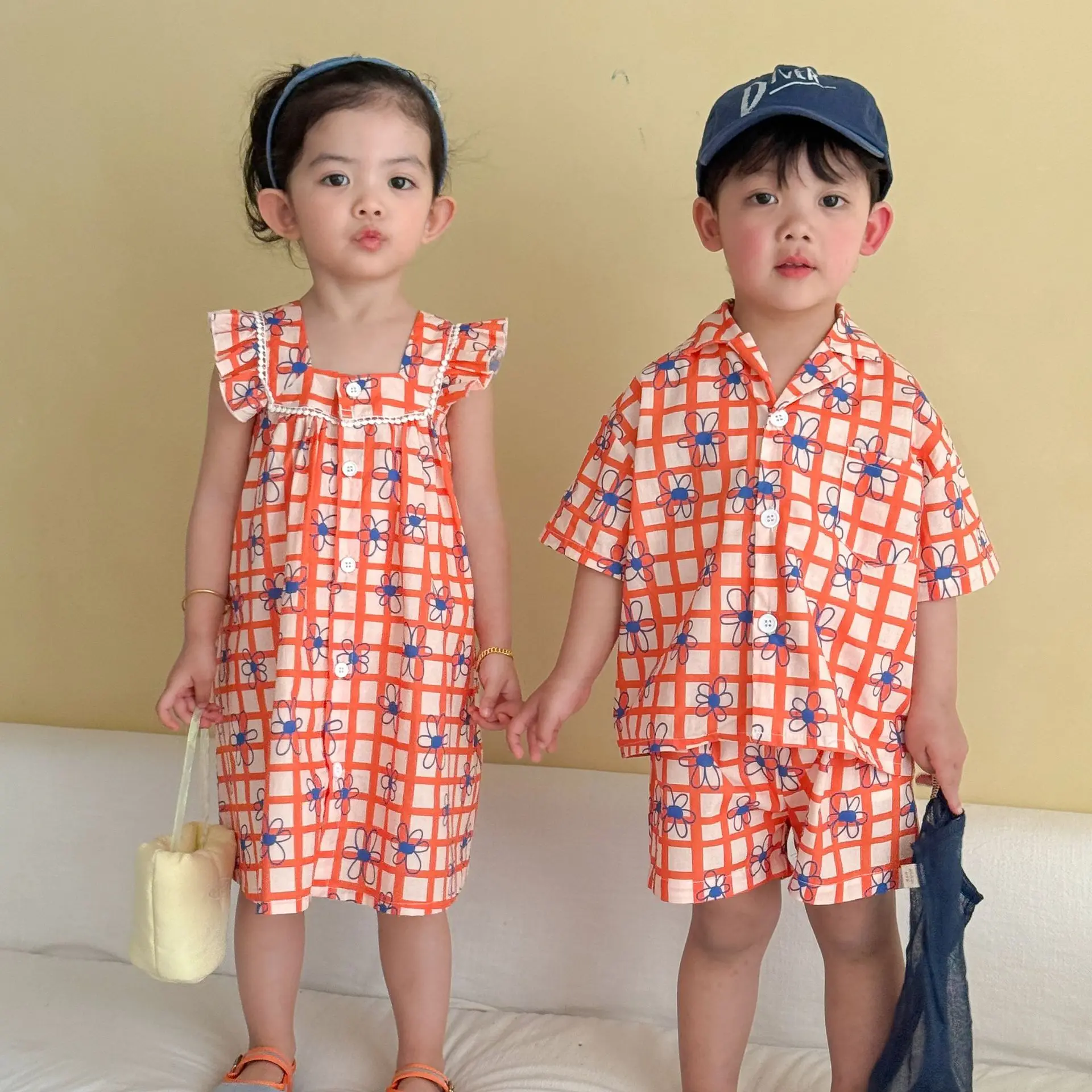 2026-夏の新しい男の子女の子兄弟姉妹衣装子供ラペルシャツ-ショーツ-2-個スーツ女の子花柄ドレス幼児衣装