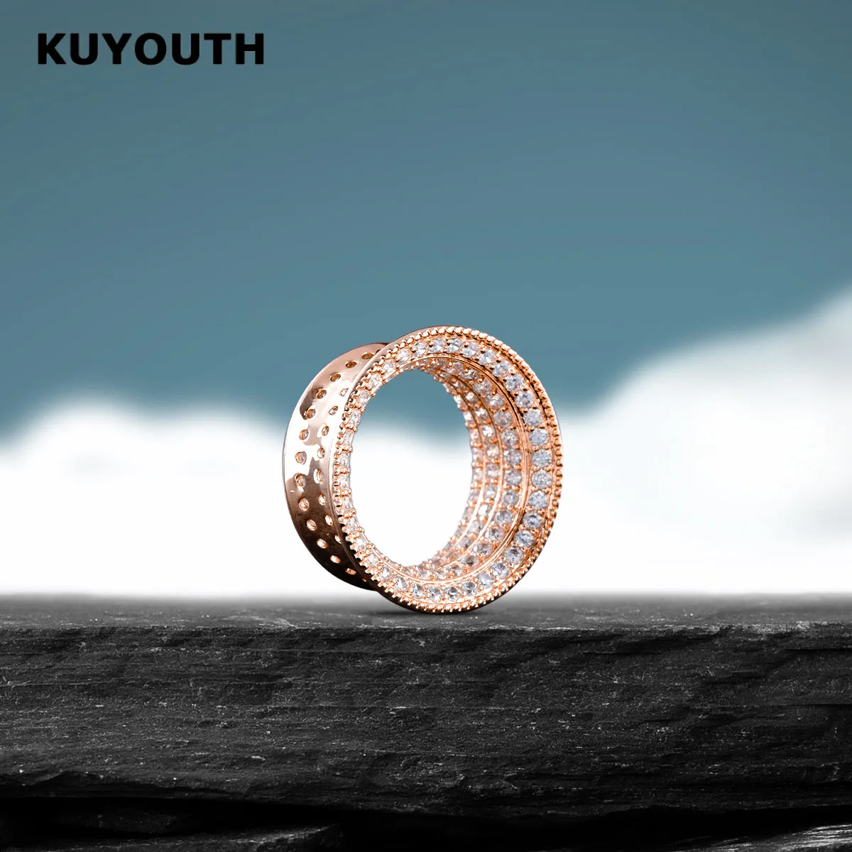 

KUYOUTH 1Pair Bling Full Diamond Ear Tunnel Plugs Rose Gold Flared Ear Gauge Stretcher Body Piercing Fashion Jewelry