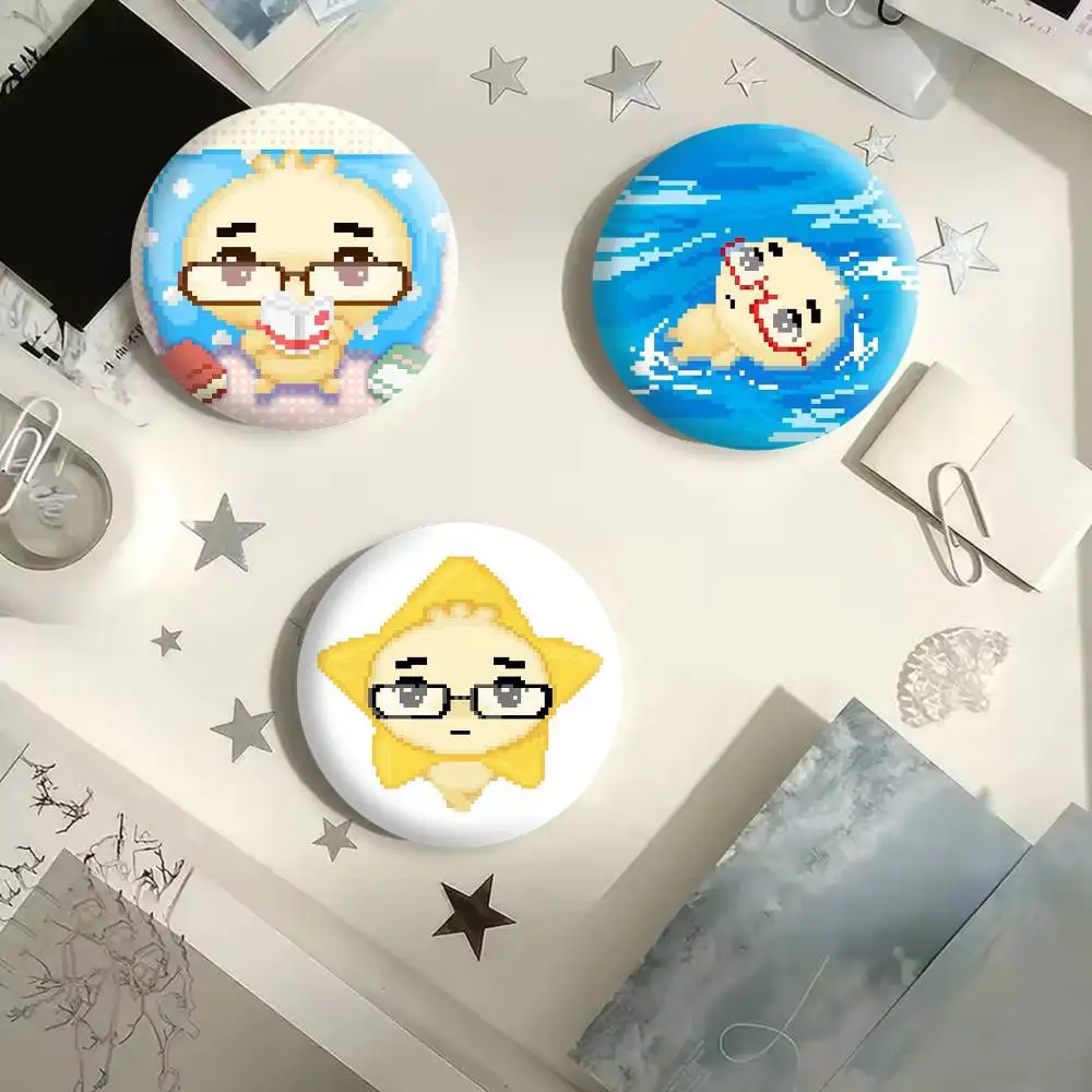 G-Glasses Dumpling Cute Y2K Badges Creative Tinplate Button PinsBrooch Badge Clothes Backpack