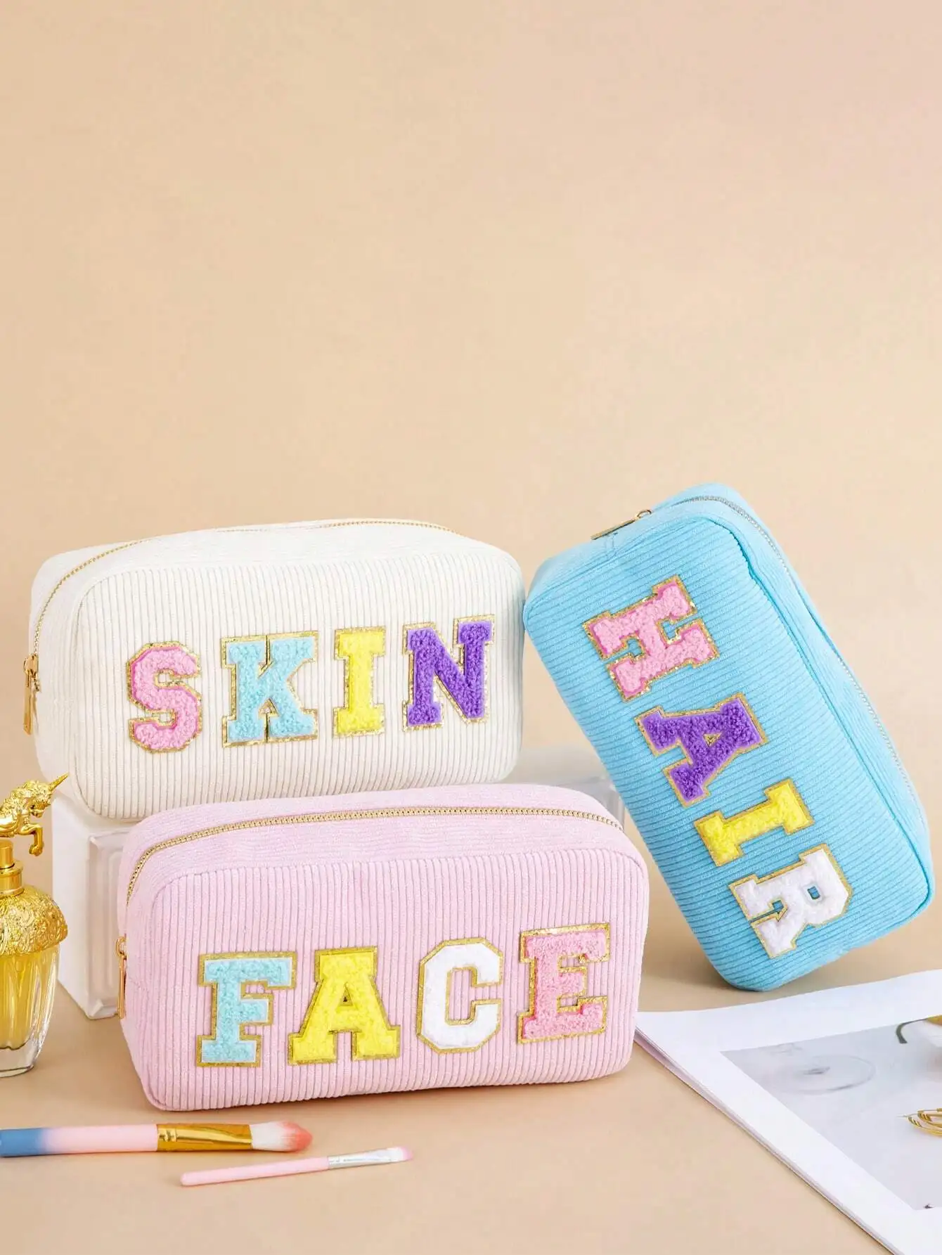 1 قطعة/4 قطعة النساء الفتيات Preppy السفر سروال قصير الشنيل رسالة بقع العناية بالبشرة الوجه الشعر الاشياء ماكياج الحقيبة حقائب مستحضرات التجميل السفر Z