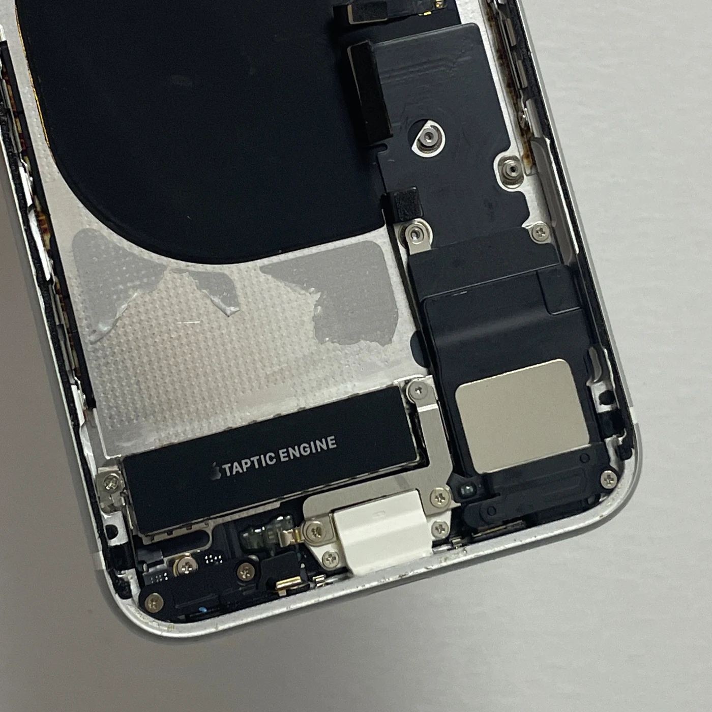 95% New Back Housing full assembly for iPhone SE 2020/2022 Cover Chassis With Flex Cable Glass iphone 8 Frame Parts Replacement