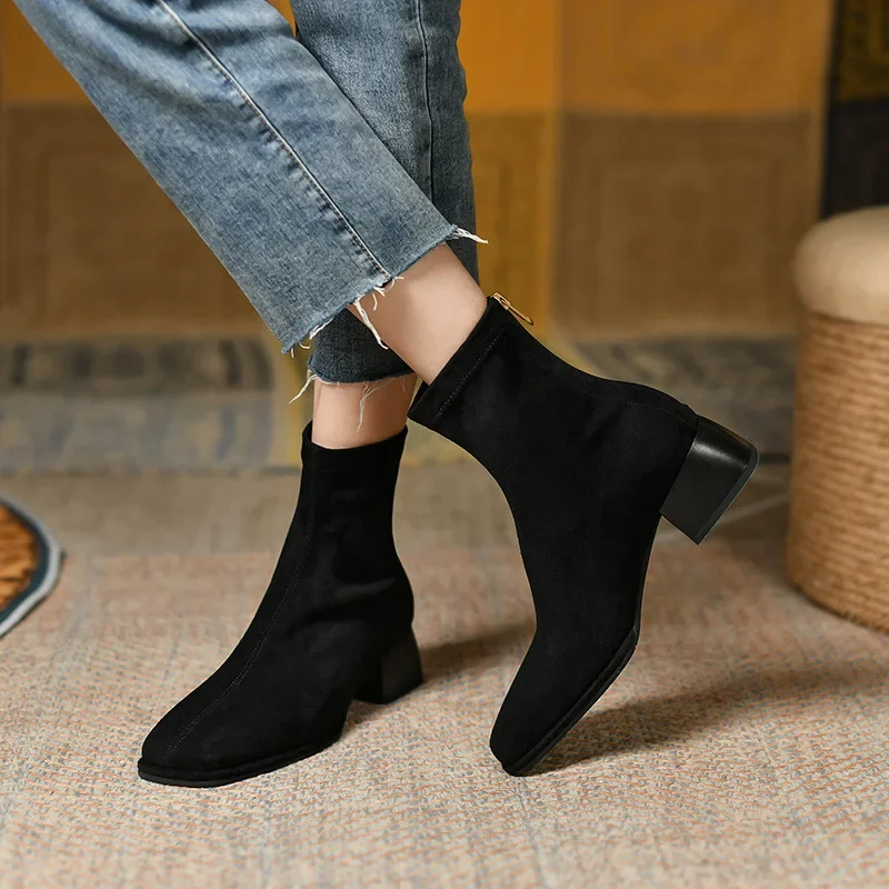 Roma botas femininas tornozelo rebanho nova moda e simples dedo do pé quadrado nicho francês bota casual salto quadrado sapatos femininos marrom