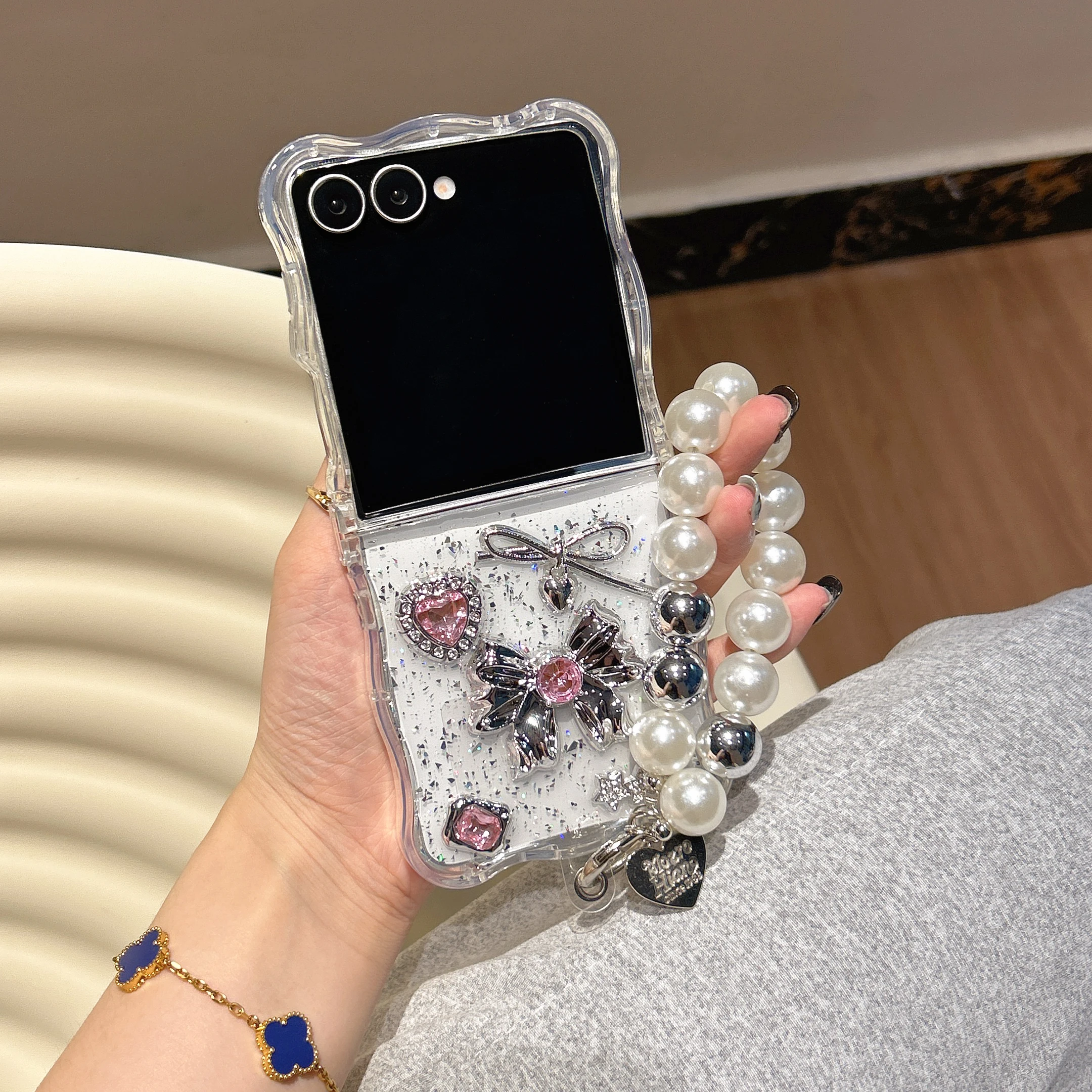 

Back Cover For Samsung Galaxy Z Flip 7 6 5 4 3 Case 3D Glitter Pink Diamond Bow Bracelet Wristband Chain Shockproof Phone Case