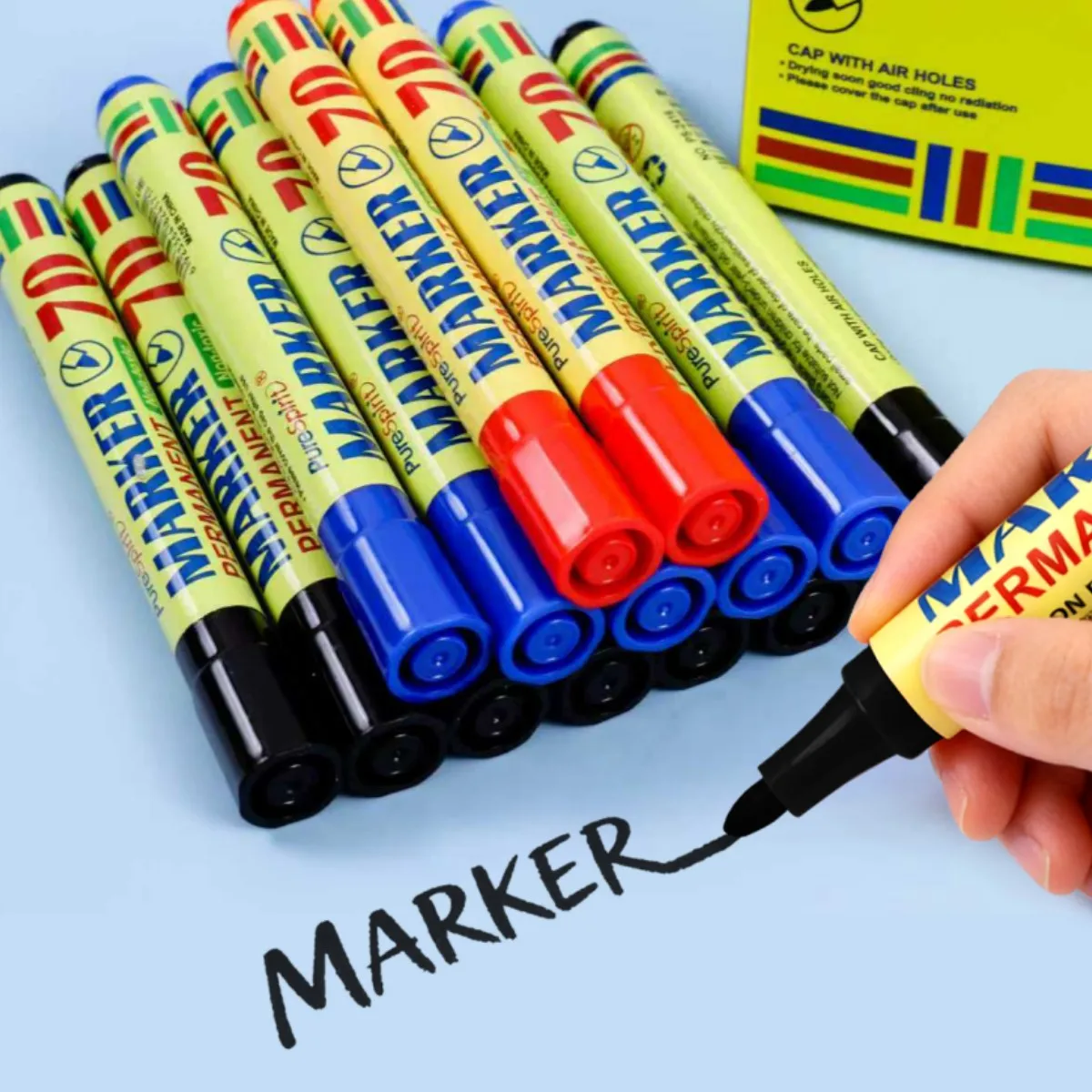 4pcs Large Capacity Waterproof Markers, Bold Tip, Non-Erasable For Plastic Surfaces