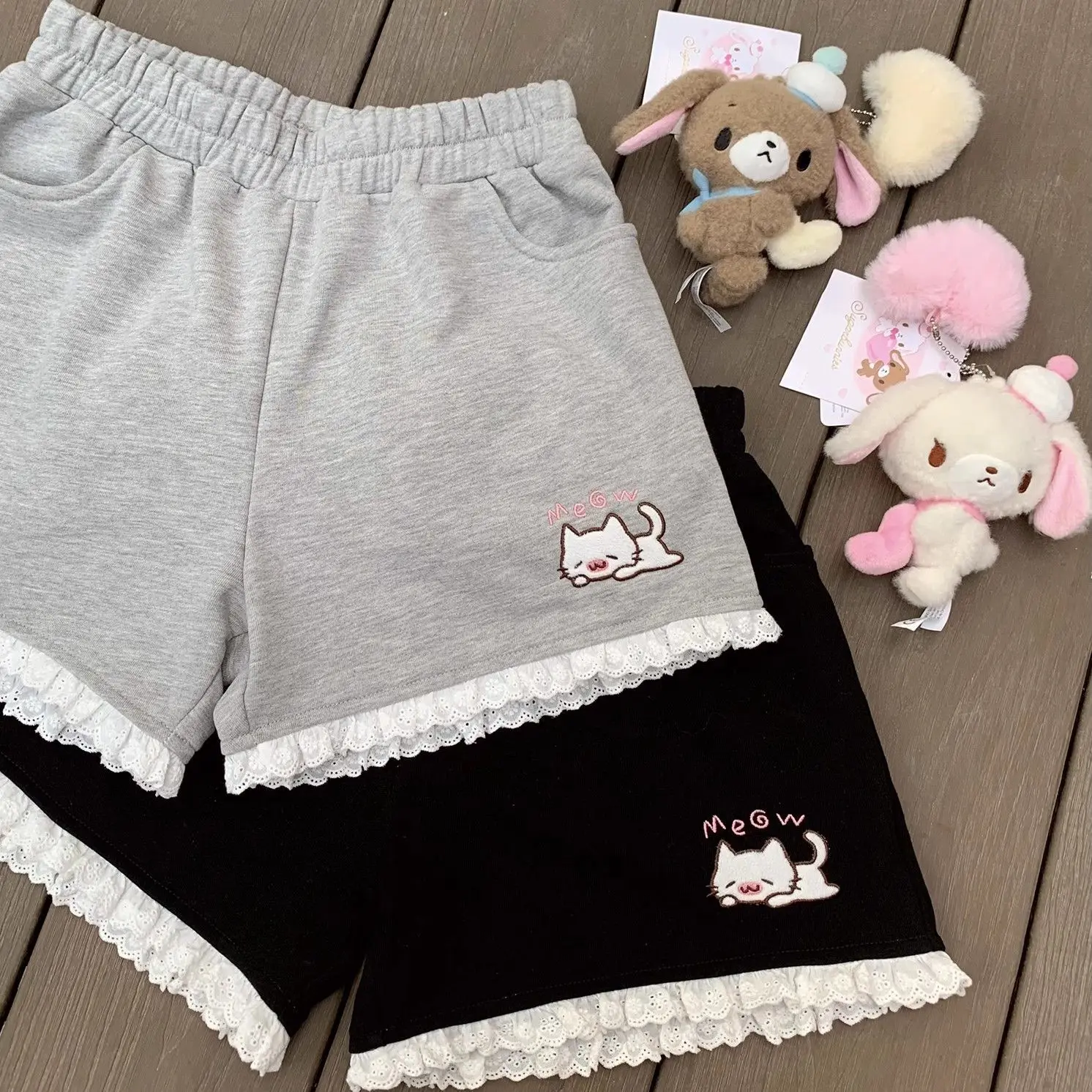 Japanese Contrast Color Stripe Shorts For Women Cartoon Embroidery Casual Vintage Pants Y2k Aesthetic Grunge Pocket Trousers