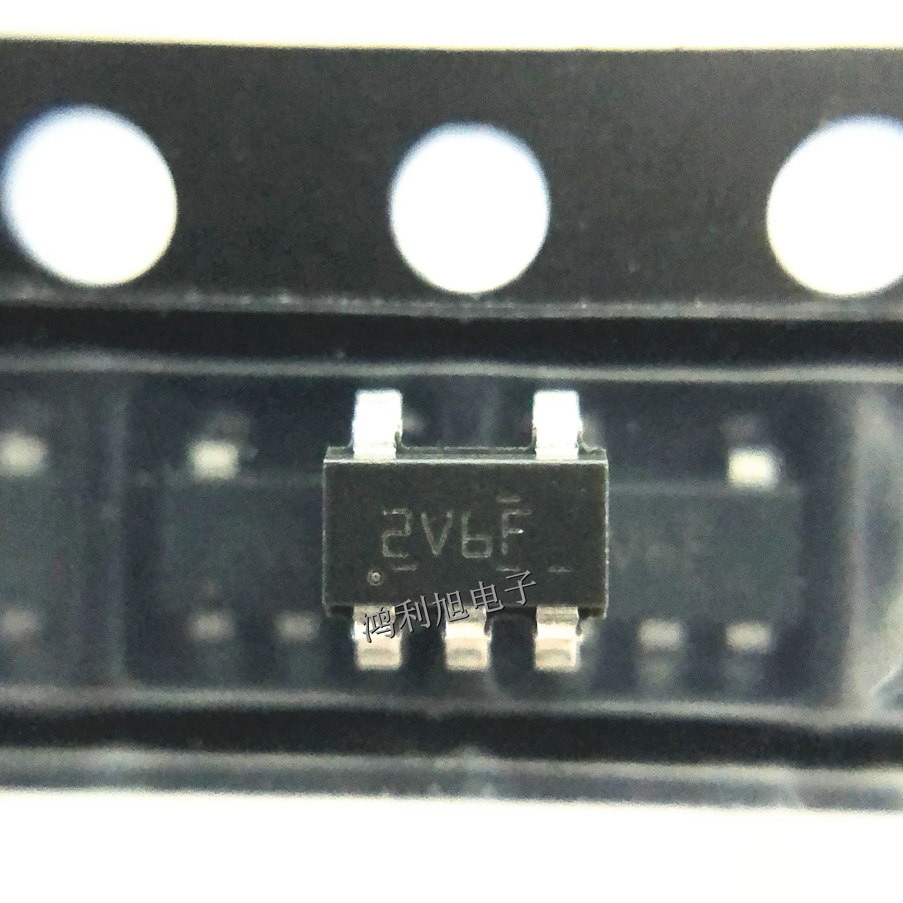 10PCS/Lot TLV709A33DBVR MARKING: 2V6F 150mA 30V low-dropout (LDO) linear regulator with 3.2- A supply current