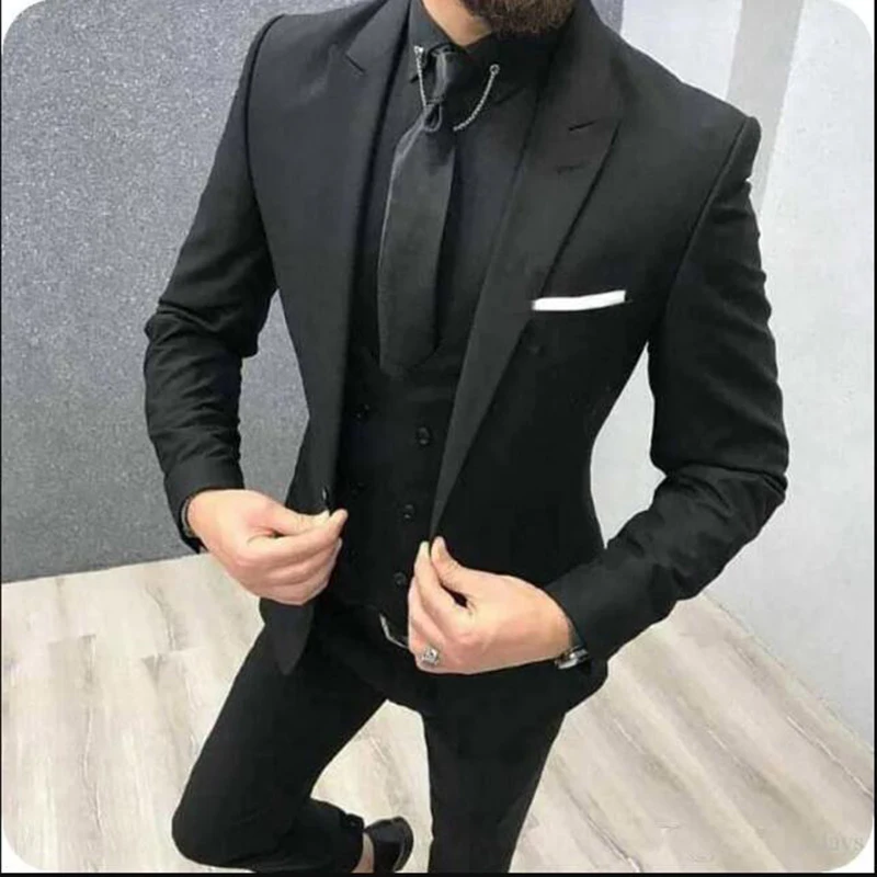 New Classic Wedding Suits for Men 2024 Peaked Lapel Custom Made Groom Wedding Tuxedo Slim Fit Male Suit (Jacket + Pants + Vest)