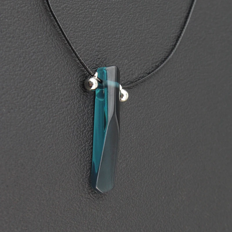 アニメ漫画綱手ネックレス第一世代 Renzhuli 樹脂ドリップ手作りネックレスペンダントコスプレアクセサリー