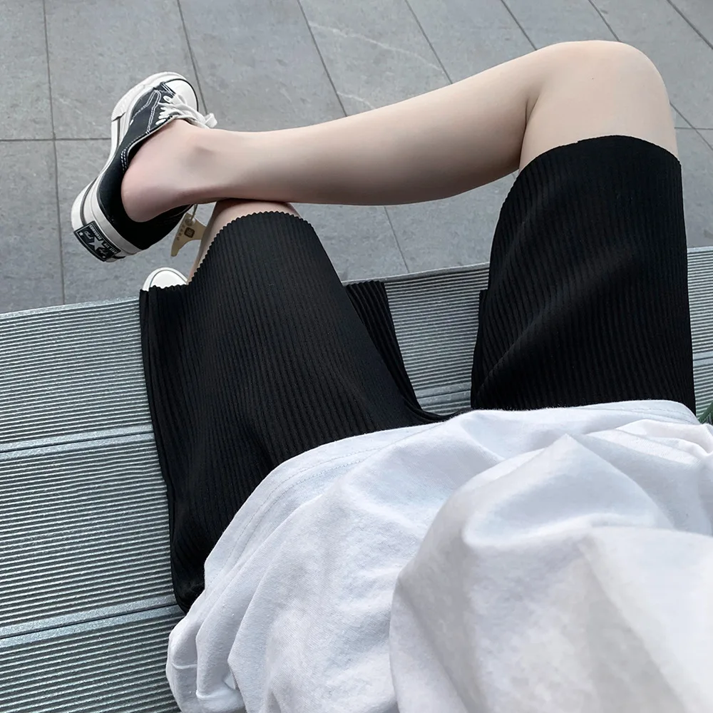 

Ice Silk Casual orts Men's Summer Cool Loose Running Beach Pants Trendy Spwear Five-Quarter Length Busin Casual Sle